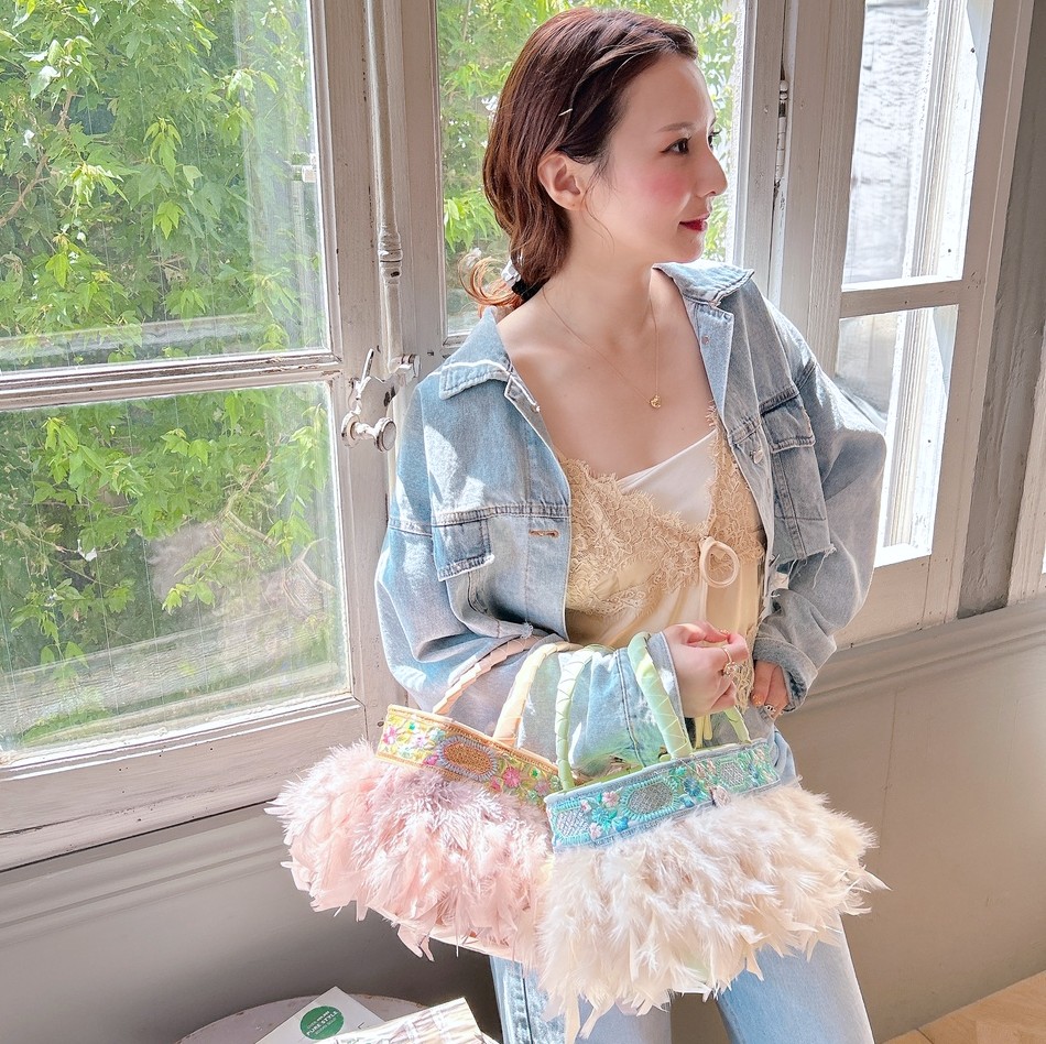 ����Gelato Panier��Lilia Ray��