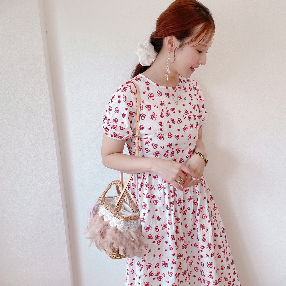 奷 Embroidery Lace
