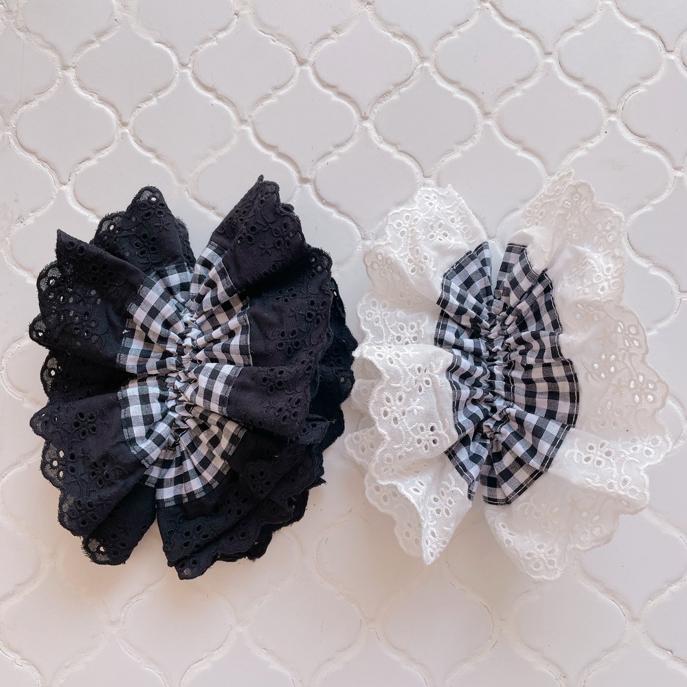 奷 Embroidery Lace
