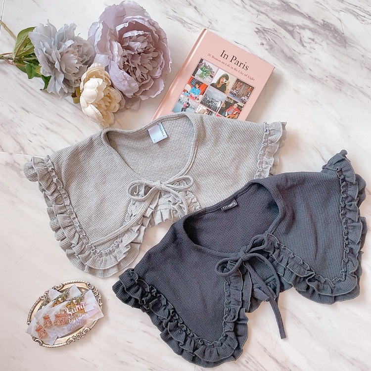 Waffle Frill Collar
