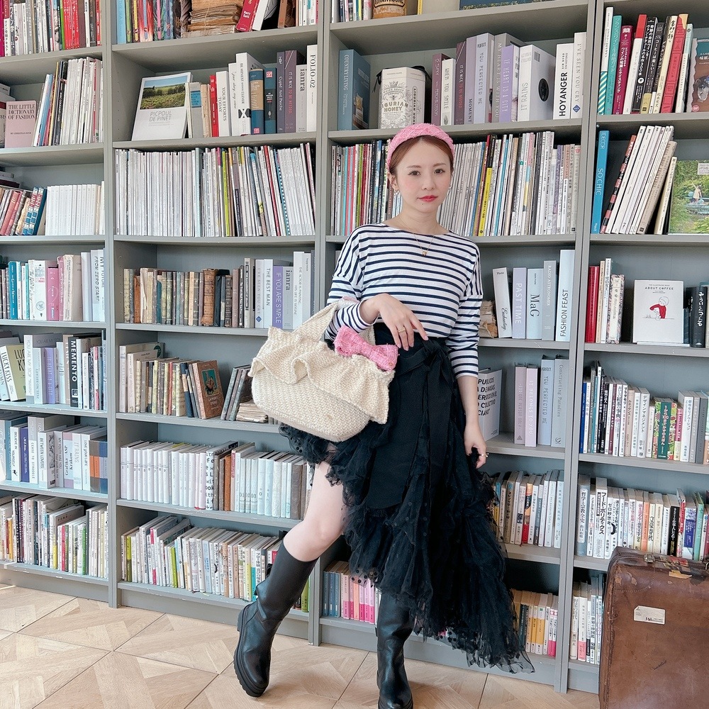 �����塼���� Tweedy Emma