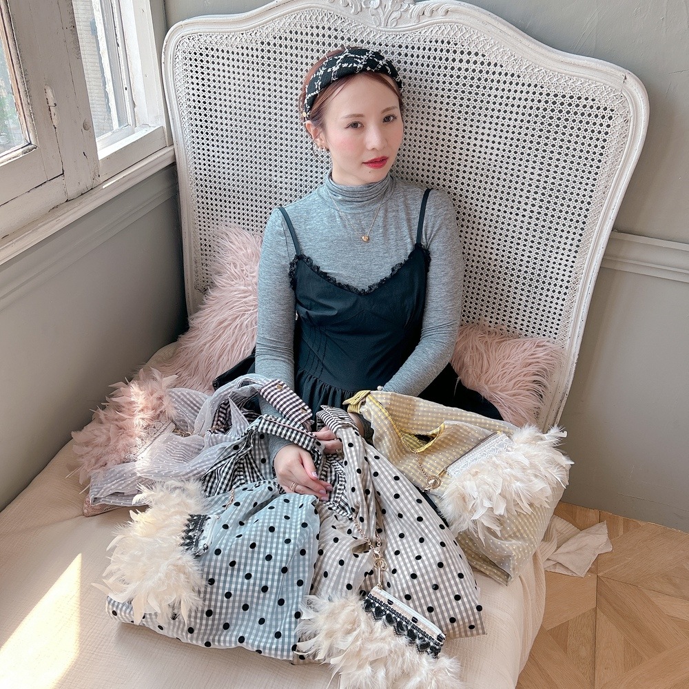 �����塼���� Tweedy Emma