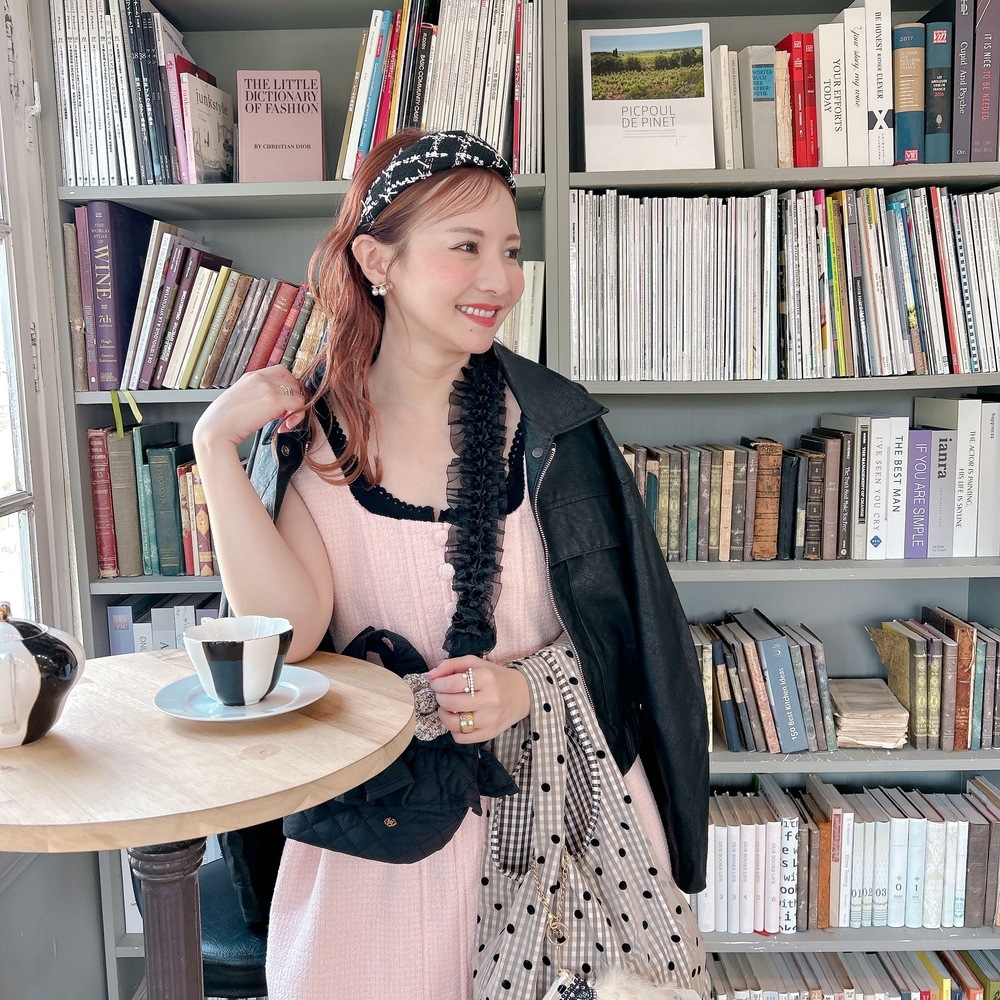 �����塼���� Tweedy Emma