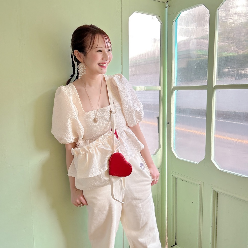 �ե�륵���å��� Swanky Frill Bebe