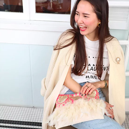 �����å��� Shelly Blair