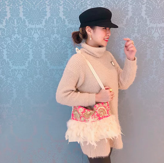 �����å��� Shelly Blair