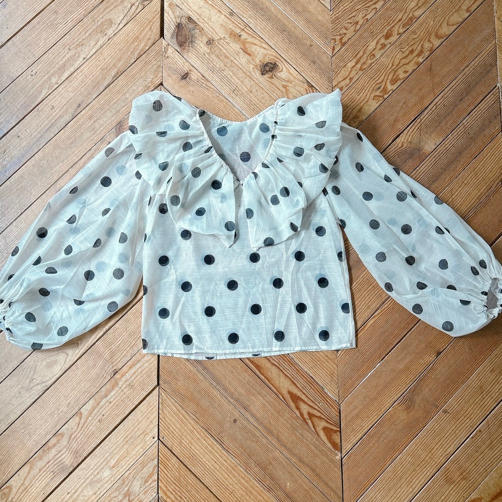 ��Polka Puff�֥饦��