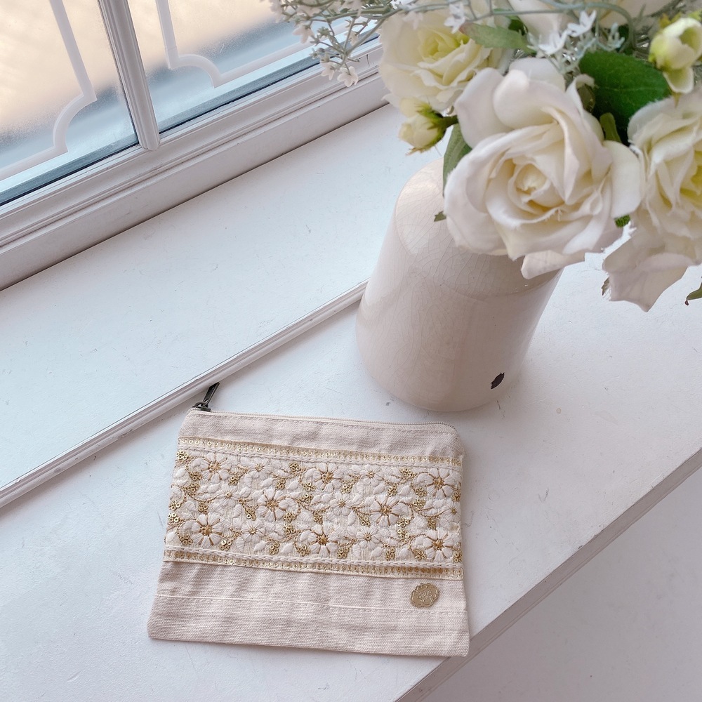 ݡ Shabby Canvas Pouch