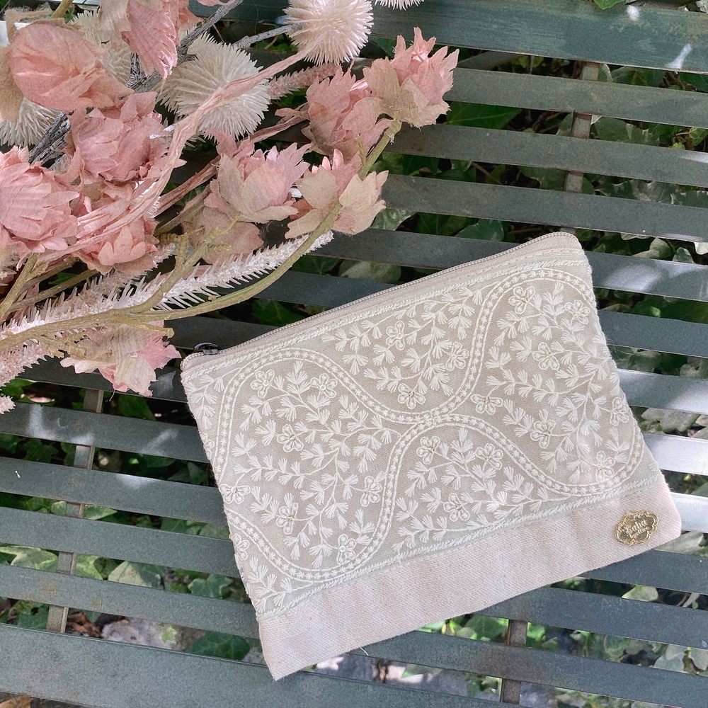 ݡ Shabby Canvas Pouch