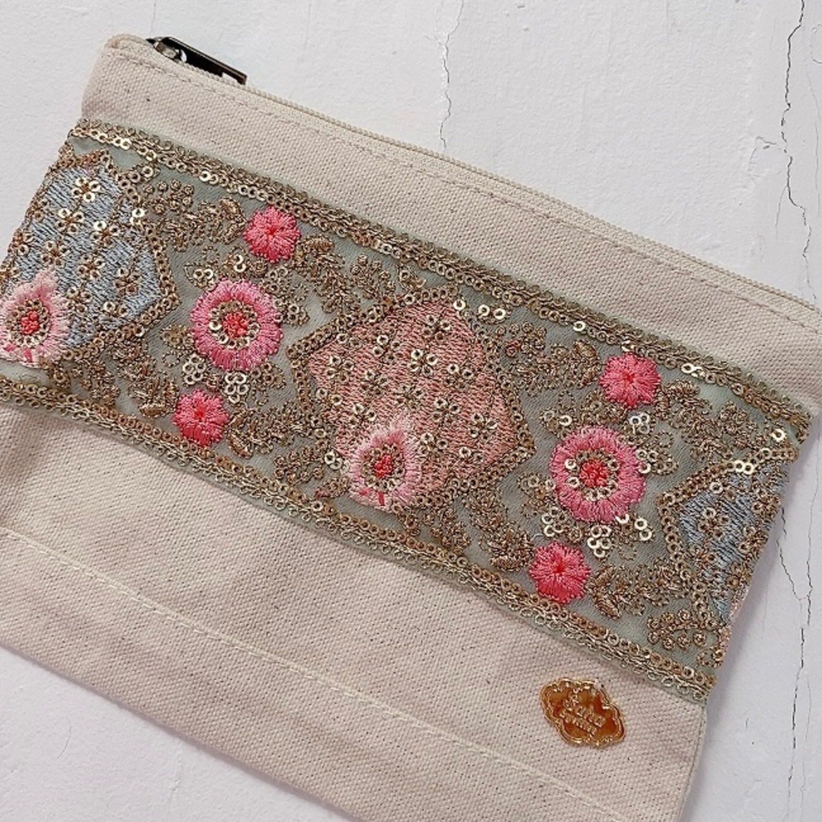 ݡ Shabby Canvas Pouch
