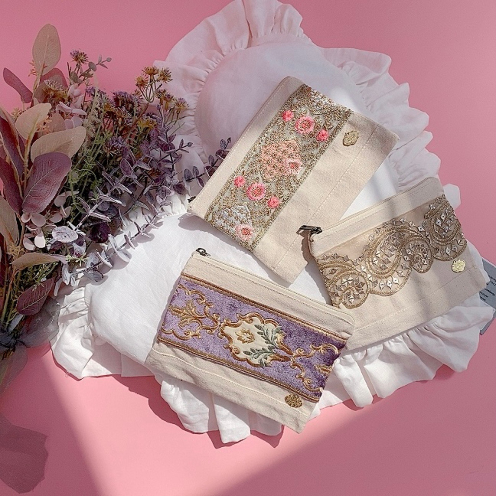 ݡ Shabby Canvas Pouch