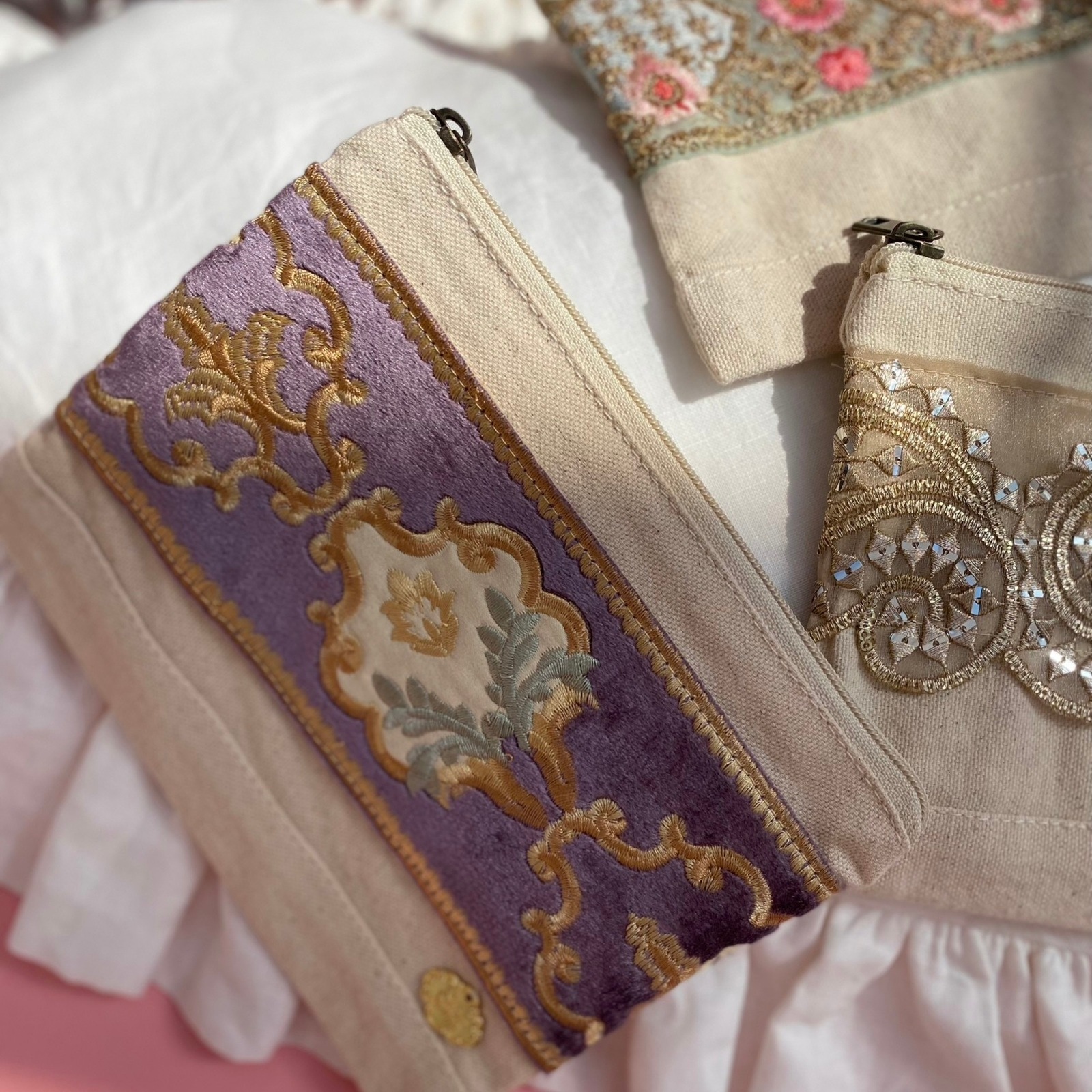 ݡ Shabby Canvas Pouch