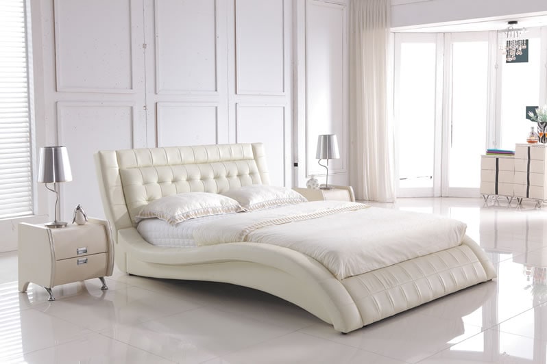 11/20まで最大15%お値引き!条件は要問い合わせ!~高級天然本革使用・高級ベッド