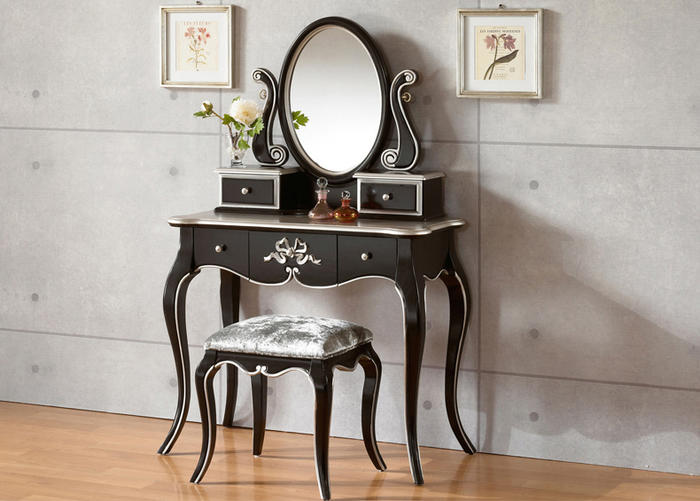 11/20まで最大15％お値引き！条件は要問い合わせ！～ロココ調彫刻付きドレッサー＆スツール