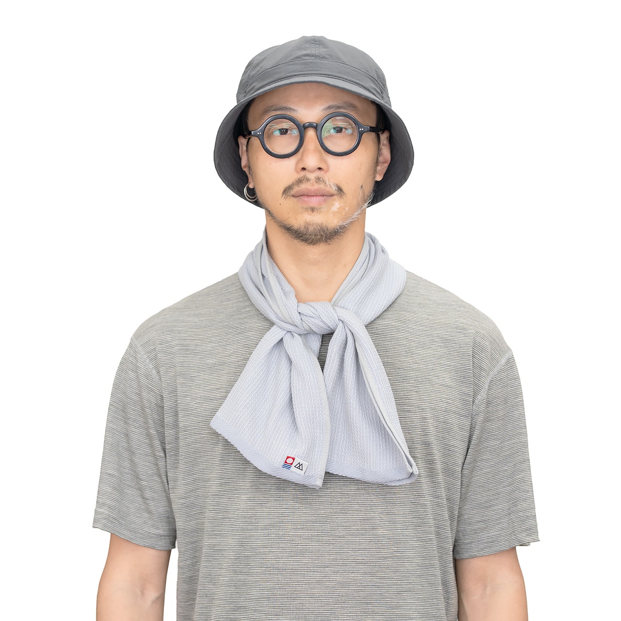 RIDGE MOUNTAIN GEAR Waffle Neck Wrap Towel