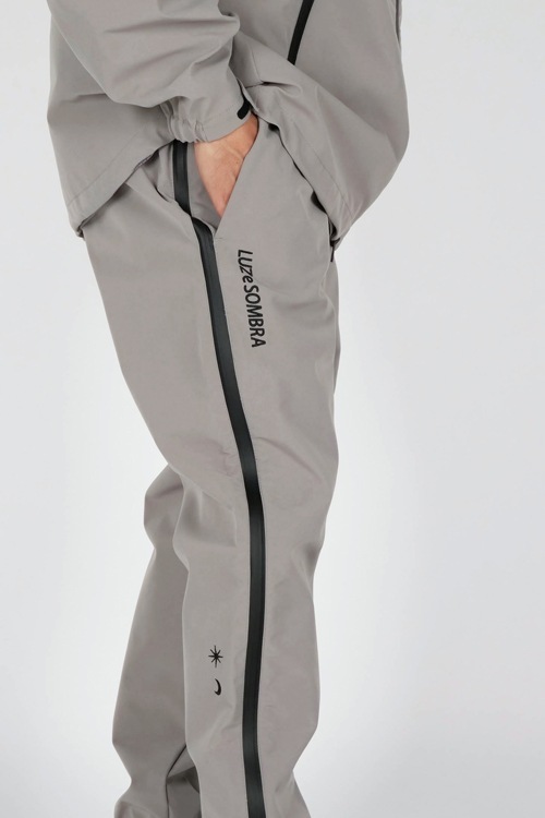 ルースイソンブラ　NAVIGATORS HARD SHELL PANTS LUZESOMBRA ルースイソンブラ NAVIGATORS HARD SHELL PANTS