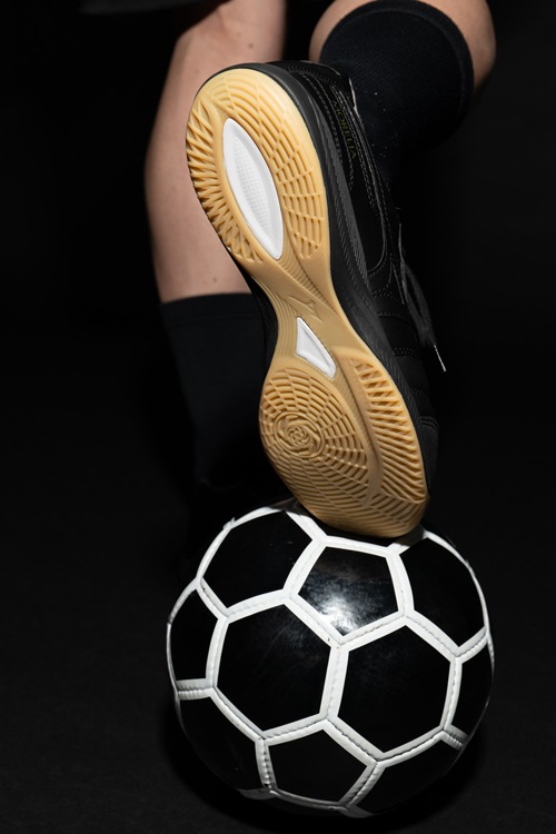 割引セール 30％OFF】mizuno/ミズノ フットサルシューズ モレリア サラ
