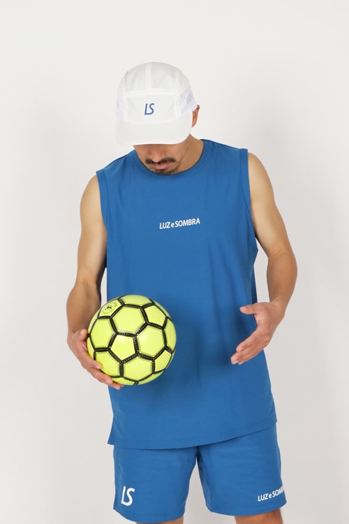 イークラット　エターナリーブレイス　ノースリーブ ストライプ VECTIVシリーズにUTMBにインスパイアされたカプセルコレクション