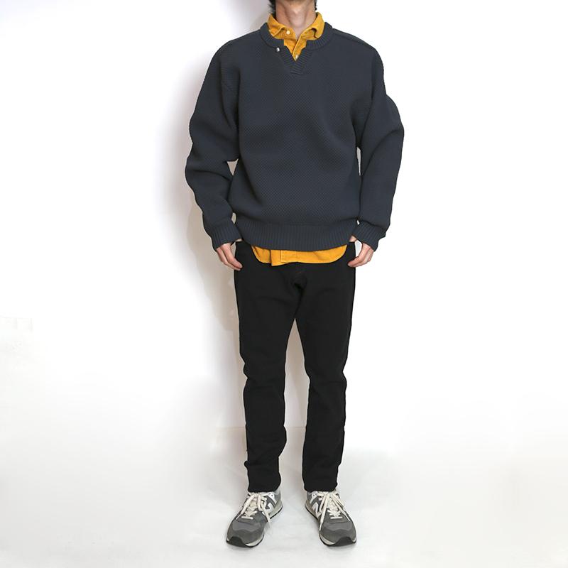 BARNS/バーンズ キーネックニット