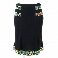 お値下げ！ブルマリン(Blumarine)黒×柄スカート I40 ☆ 12140722-015