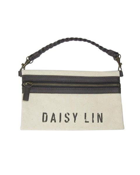 �ǥ�������� FOXEY ���١����� �ݡ��� ̤����