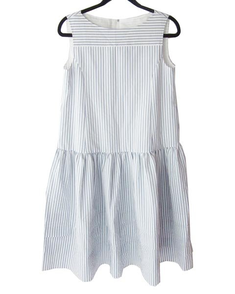 FOXEY NEW YORK フォクシーニューヨーク 白 エクレア ワンピース FOXEY NEW YORK フォクシーニューヨーク 白 エクレア ワンピース FOXEY