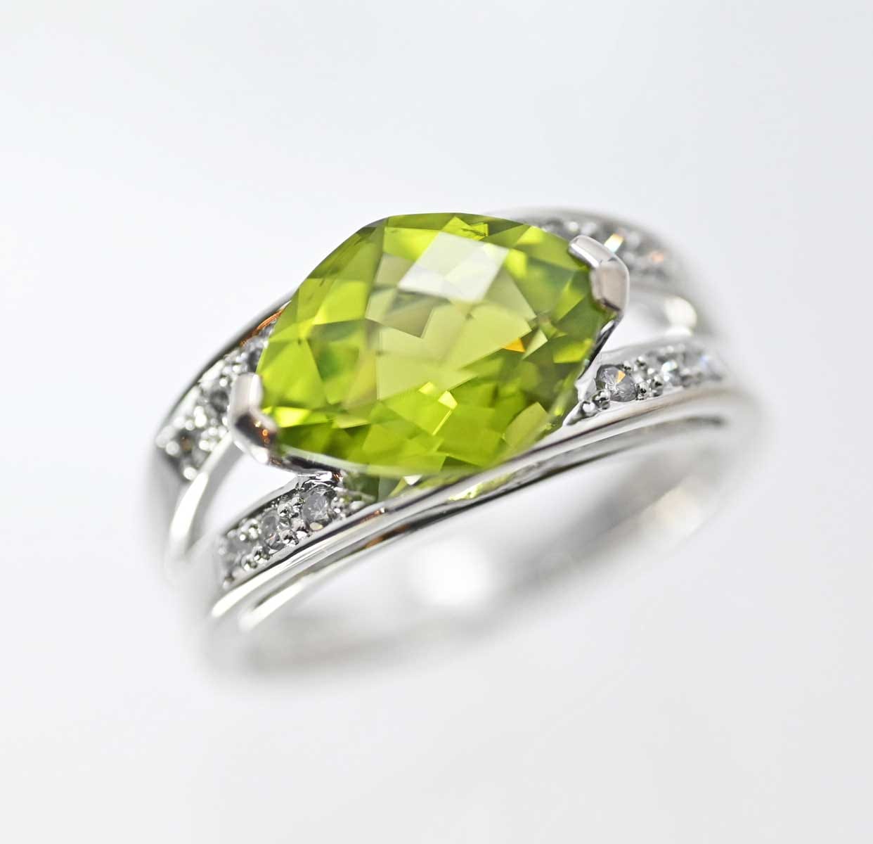 タサキ TASAKI K18ＷG ホワイトゴールド ダイヤ リング 11号 3083