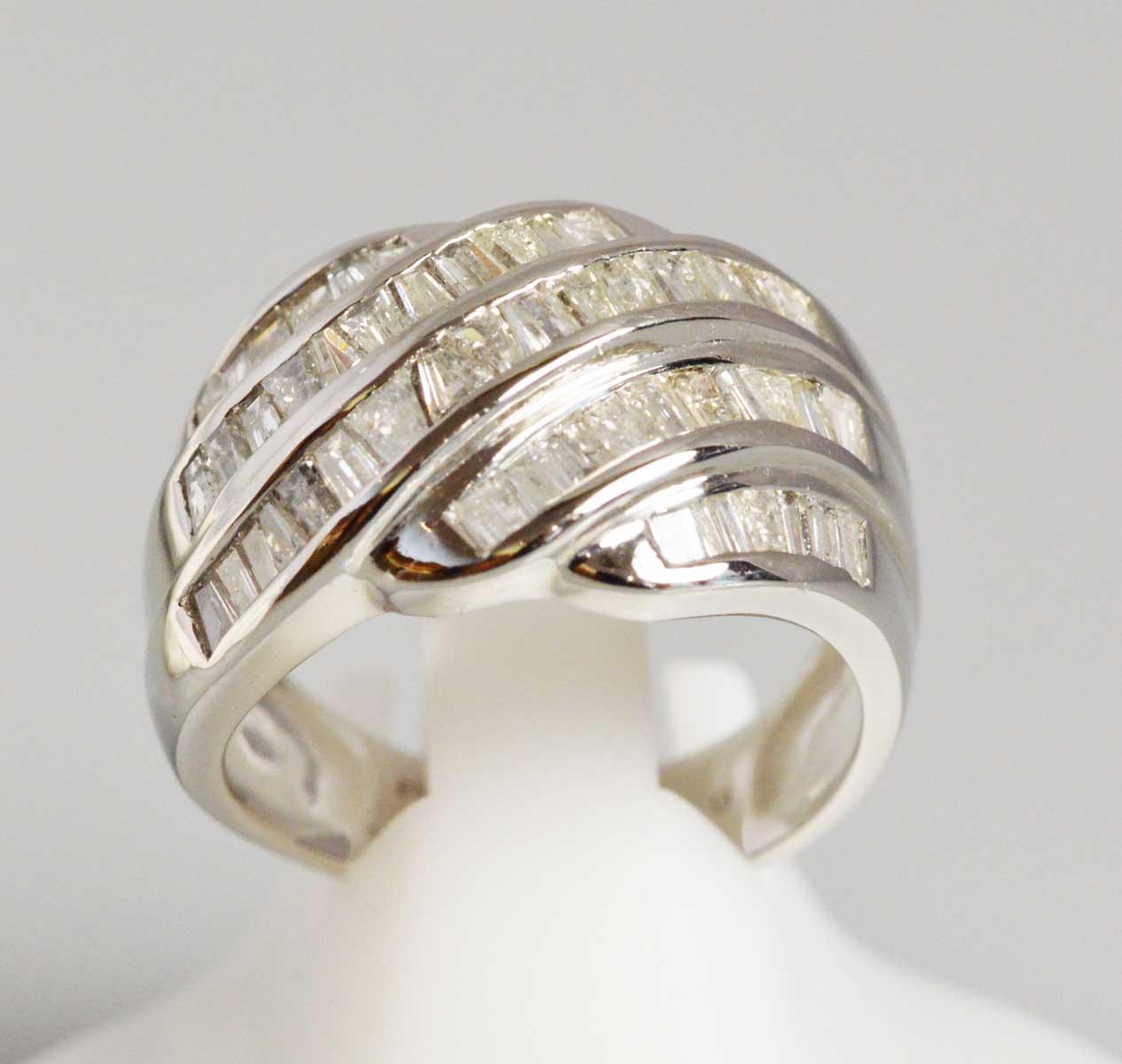 ジュエリー ノンブランド PT900 ダイヤ1.50ct テーパーカット リング 12号 ノンブランドジュエリー 1834