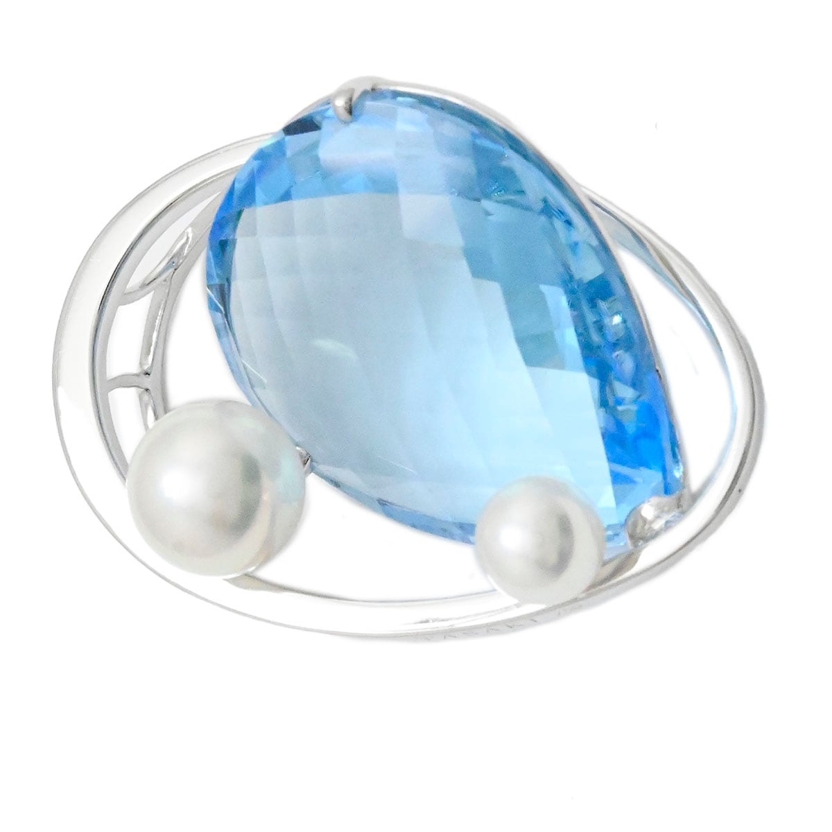 タサキ TASAKI K18WG ブルートパーズ パール3P ペンダントトップ