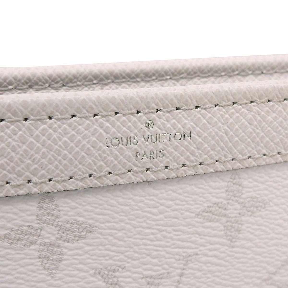 ルイヴィトン LOUIS VUITTON タイガラマ ガストンウェアラブル ショルダーバッグ ななめ掛け モノグラムキャンバス ホワイト メンズ M30935 4758