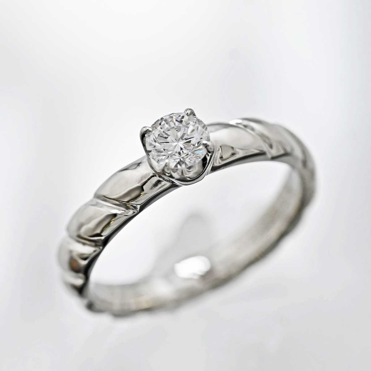 ショーメ CHAUMET Pt950 プラチナ ダイヤ0.30ct トルサード トリニティ リング 12号 レディース  3287