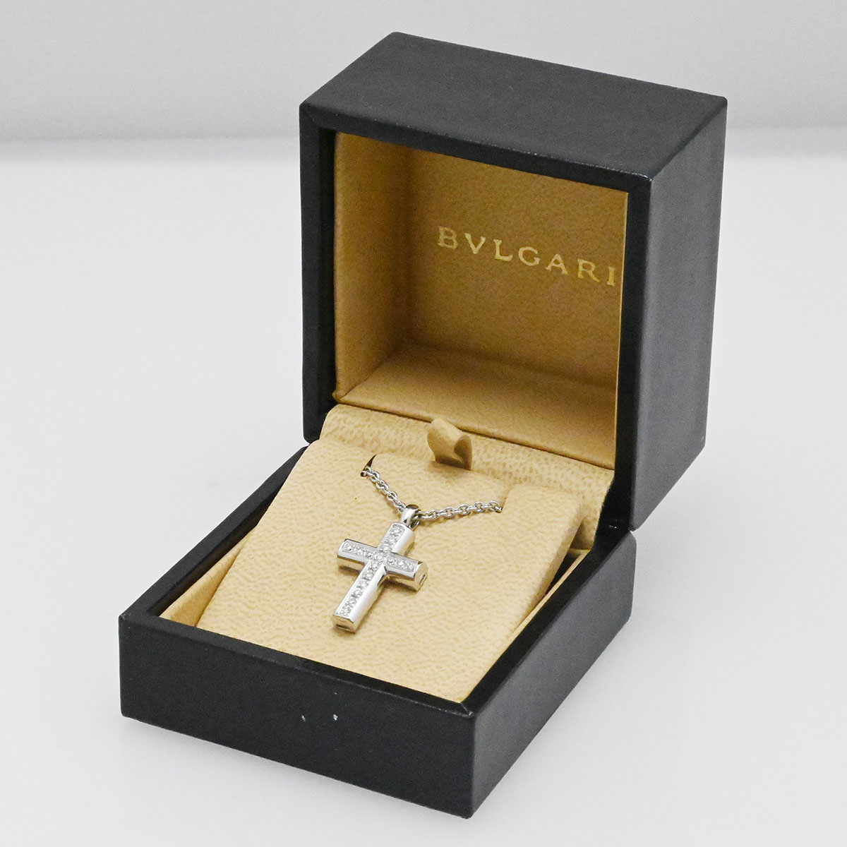 ブルガリ BVLGARI 750WG K18WG ホワイトゴールド デミパヴェラテンクロスネックレス レディース メンズ  3880