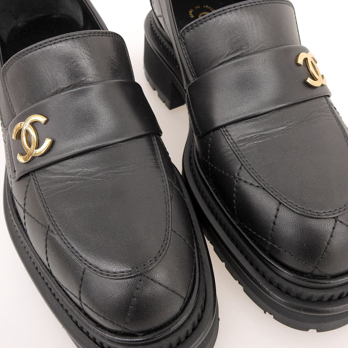 シャネル CHANEL ココマーク ローファー 36C レザー ブラック ゴールド金具 レディース G45074 マトラッセ 厚底 4764