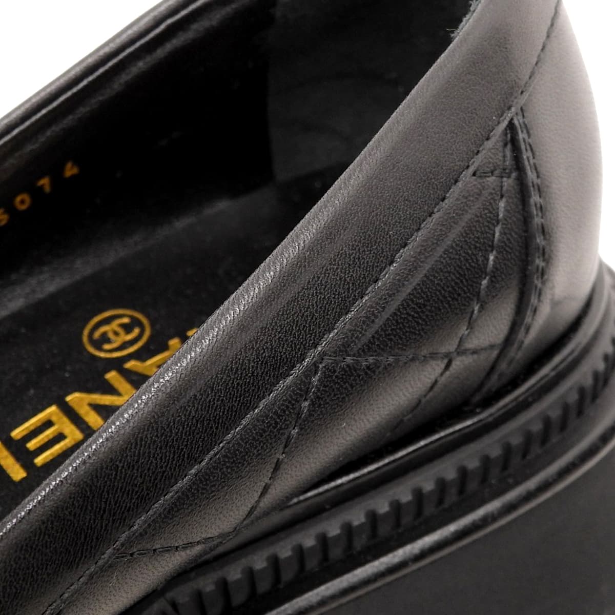 シャネル CHANEL ココマーク ローファー 36C レザー ブラック ゴールド金具 レディース G45074 マトラッセ 厚底 4764