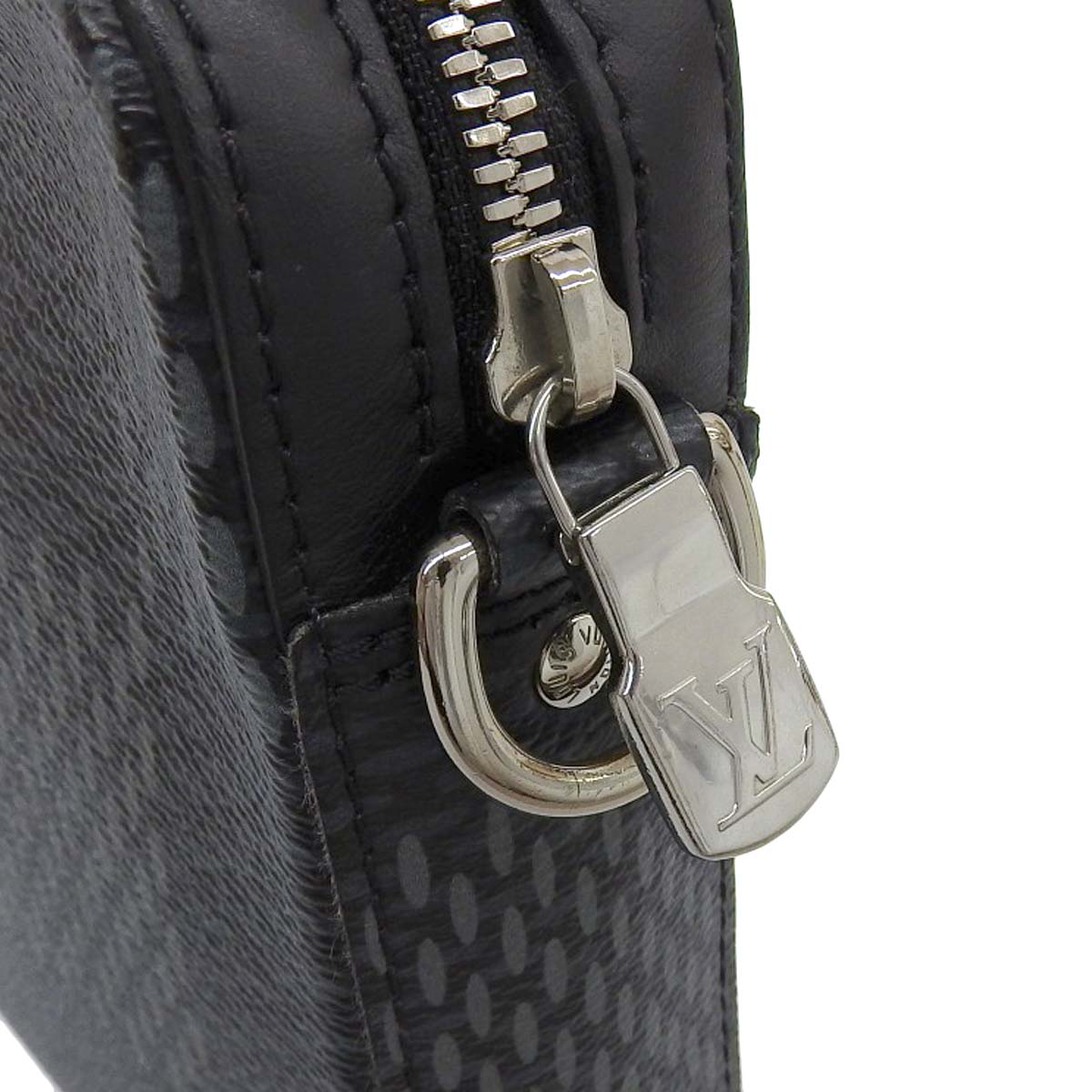 ルイヴィトン LOUIS VUITTON ダミエ・グラフィット トリオメッセンジャー ポーチ コインパース メンズ N50017 4502