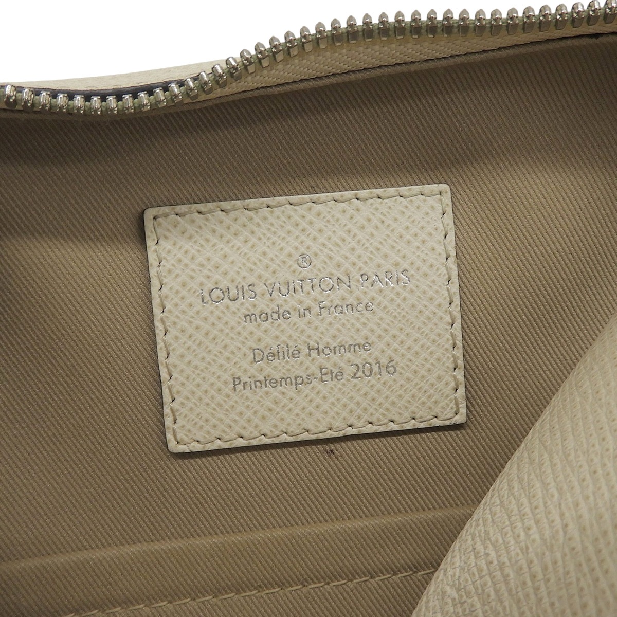 ルイヴィトン LOUIS VUITTON タイガ ニコライ メッセンジャーPM ショルダーバッグ ななめ掛け タイガ アイボリー メンズ M31066 4842
