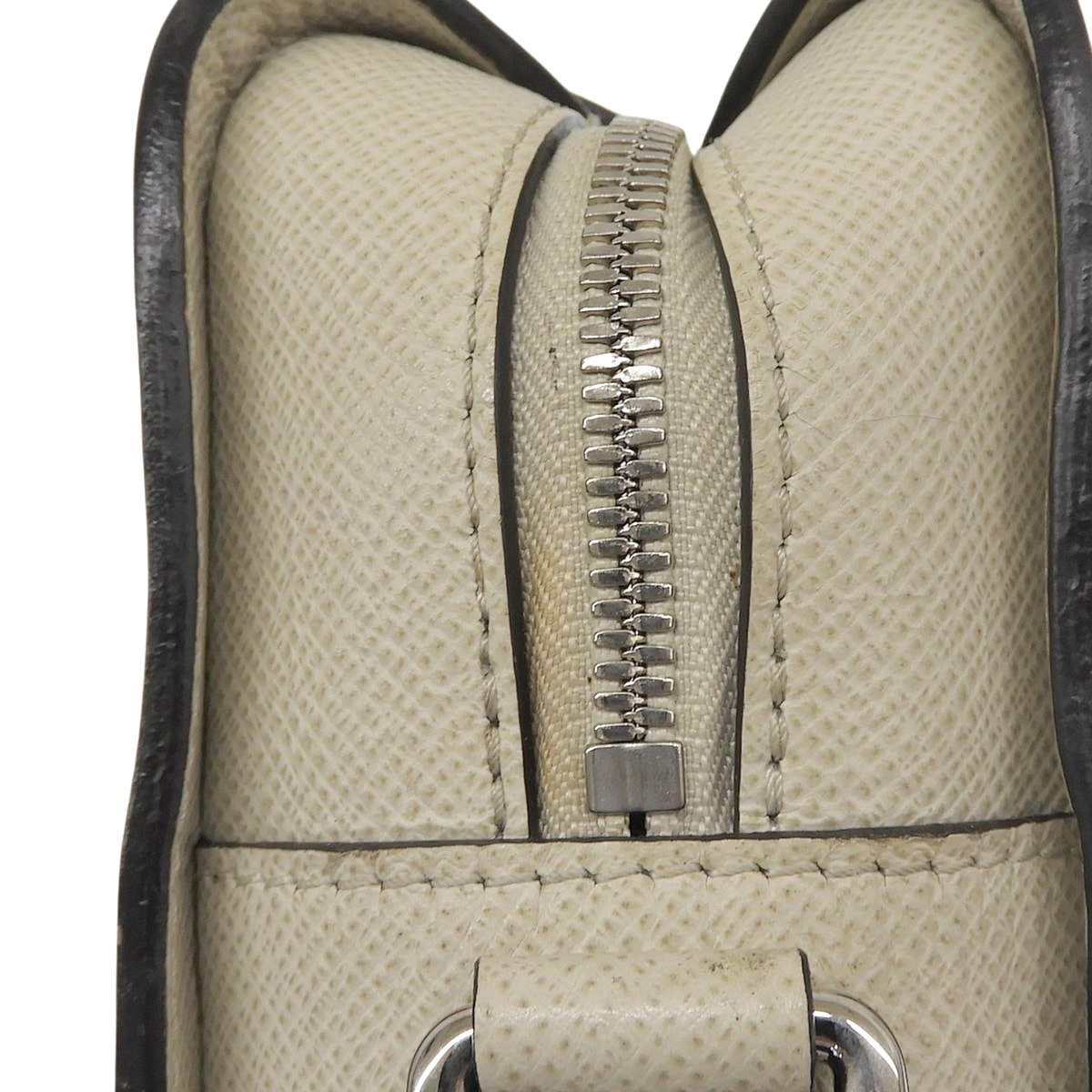 ルイヴィトン LOUIS VUITTON タイガ ニコライ メッセンジャーPM ショルダーバッグ ななめ掛け タイガ アイボリー メンズ M31066 4842