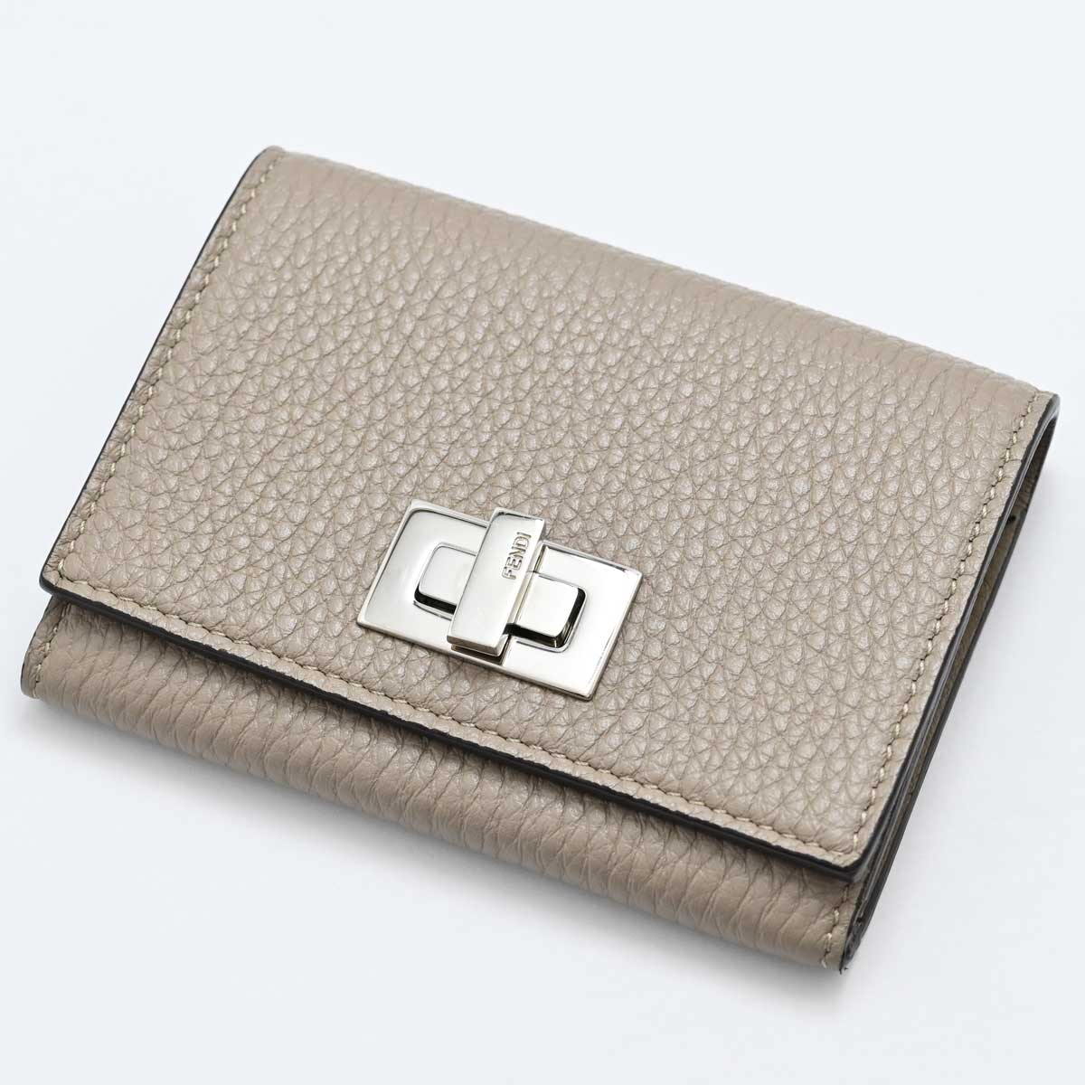 フェンディ FENDI セレリア ピーカブー カードケース 名刺れ 8M0425  3305