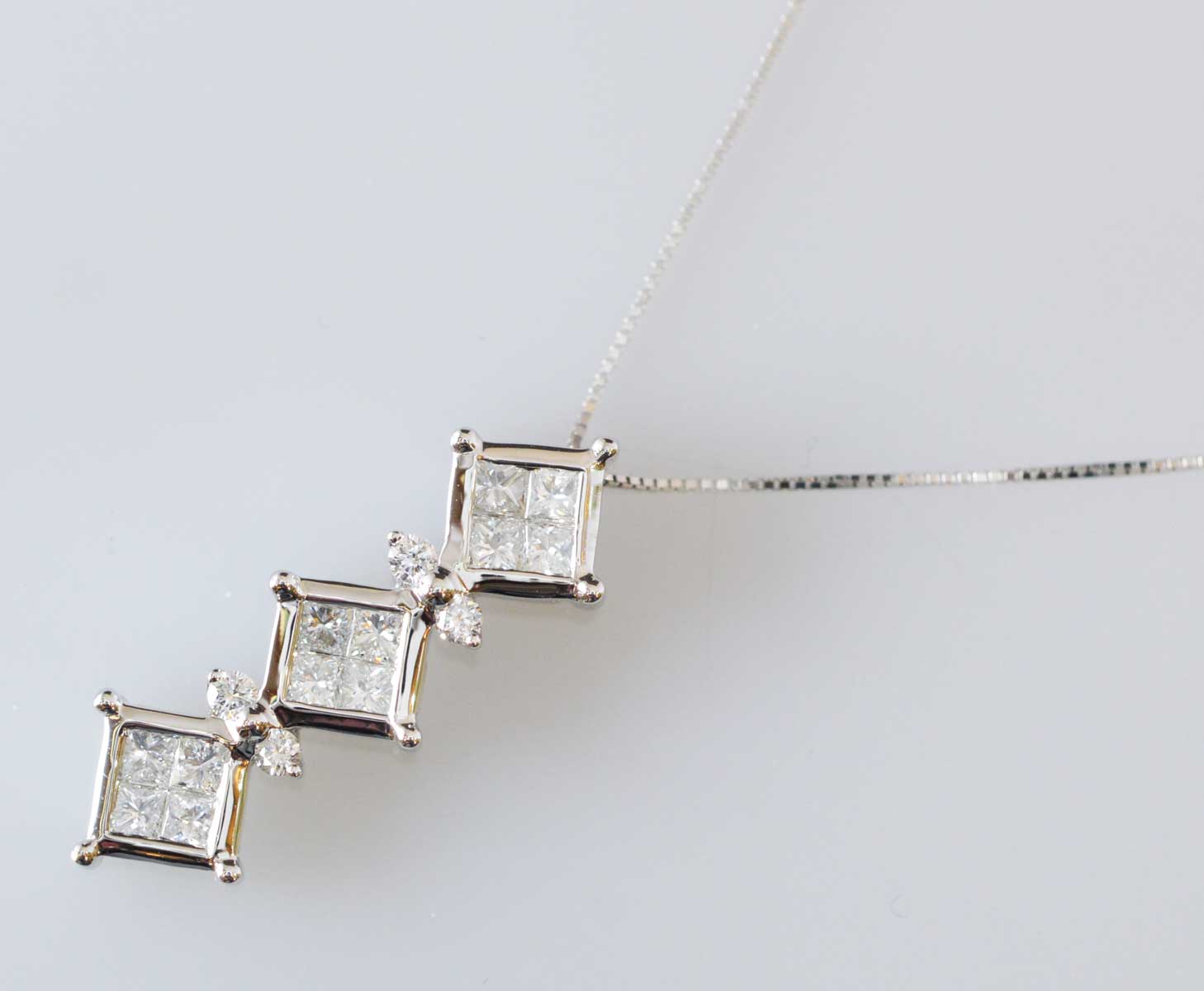 ジュエリー ノンブランド K18ＷＧ ホワイトゴールド ダイヤモンド0.96ｃｔ ネックレス ソーティング付 ノンブランドジュエリー 6192