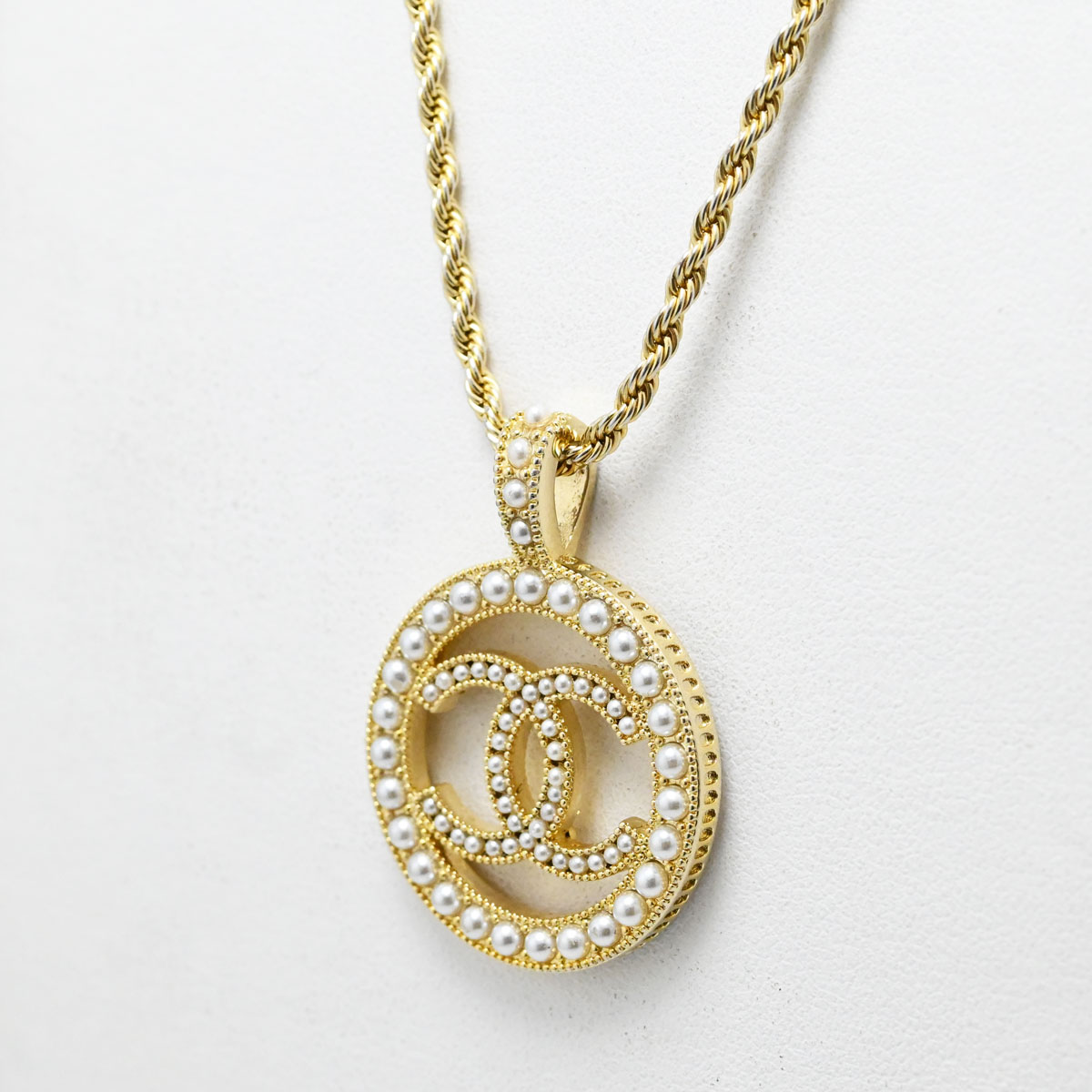 シャネル CHANEL 22A ココマーク フェイクパール ココマーク ラウンド ネックレス レディース  3448