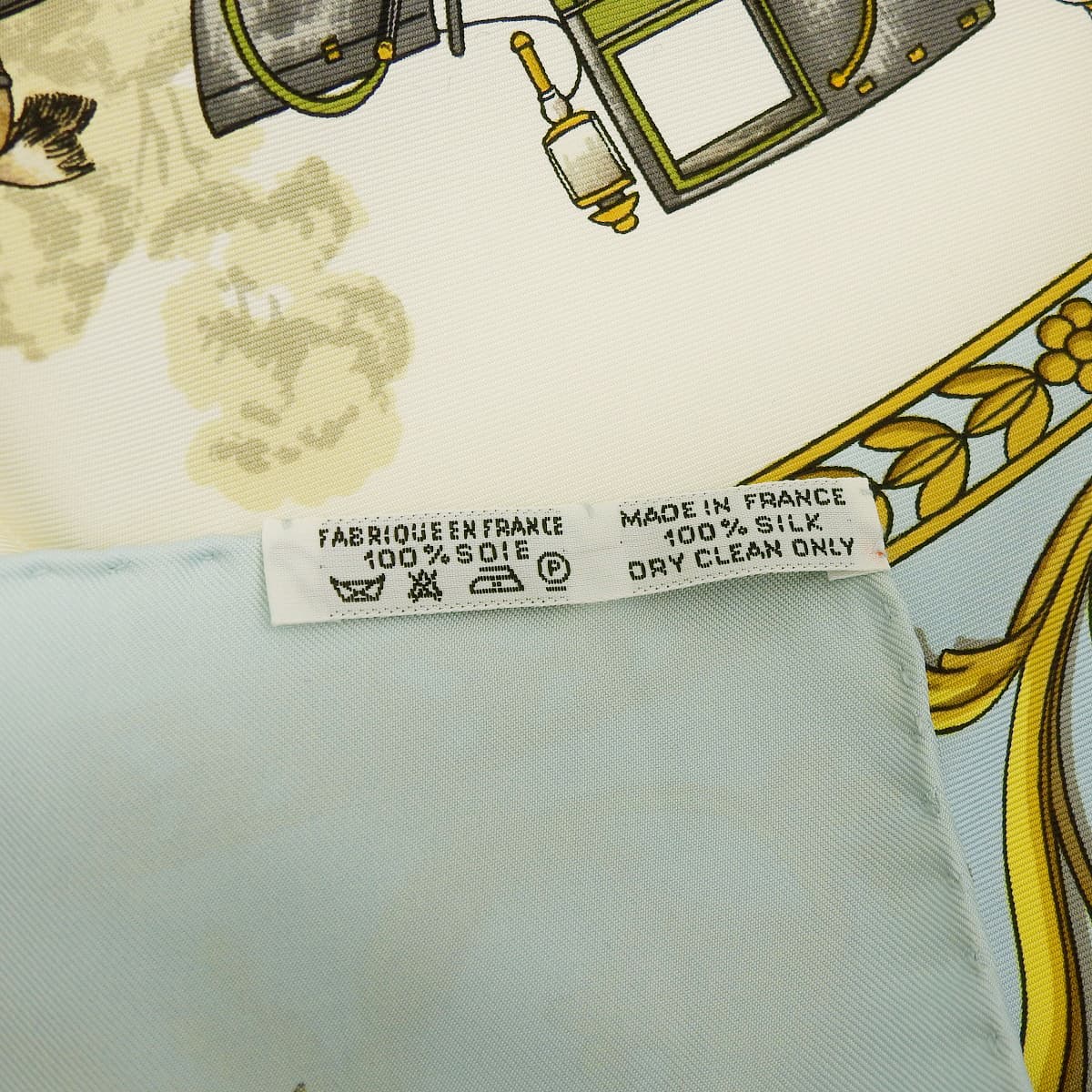 エルメス HERMES カレ90 ロンシャンへの散歩 馬車 スカーフ シルク ライトブルー×マルチカラー レディース 4682