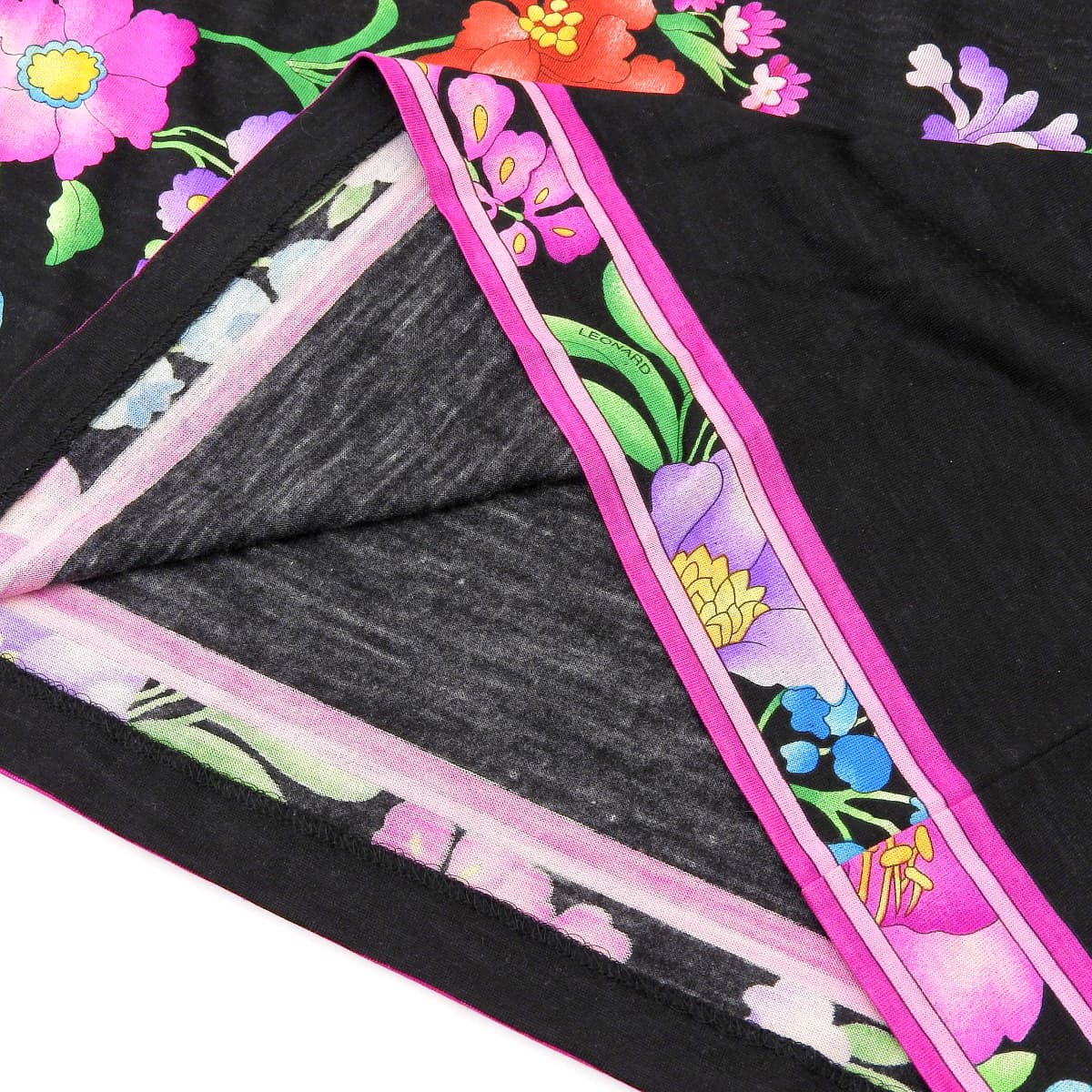 レオナール LEONARD 花柄 カットソー トップス 長袖 ウール×シルク ブラック×マルチカラー サイズL レディース 4407