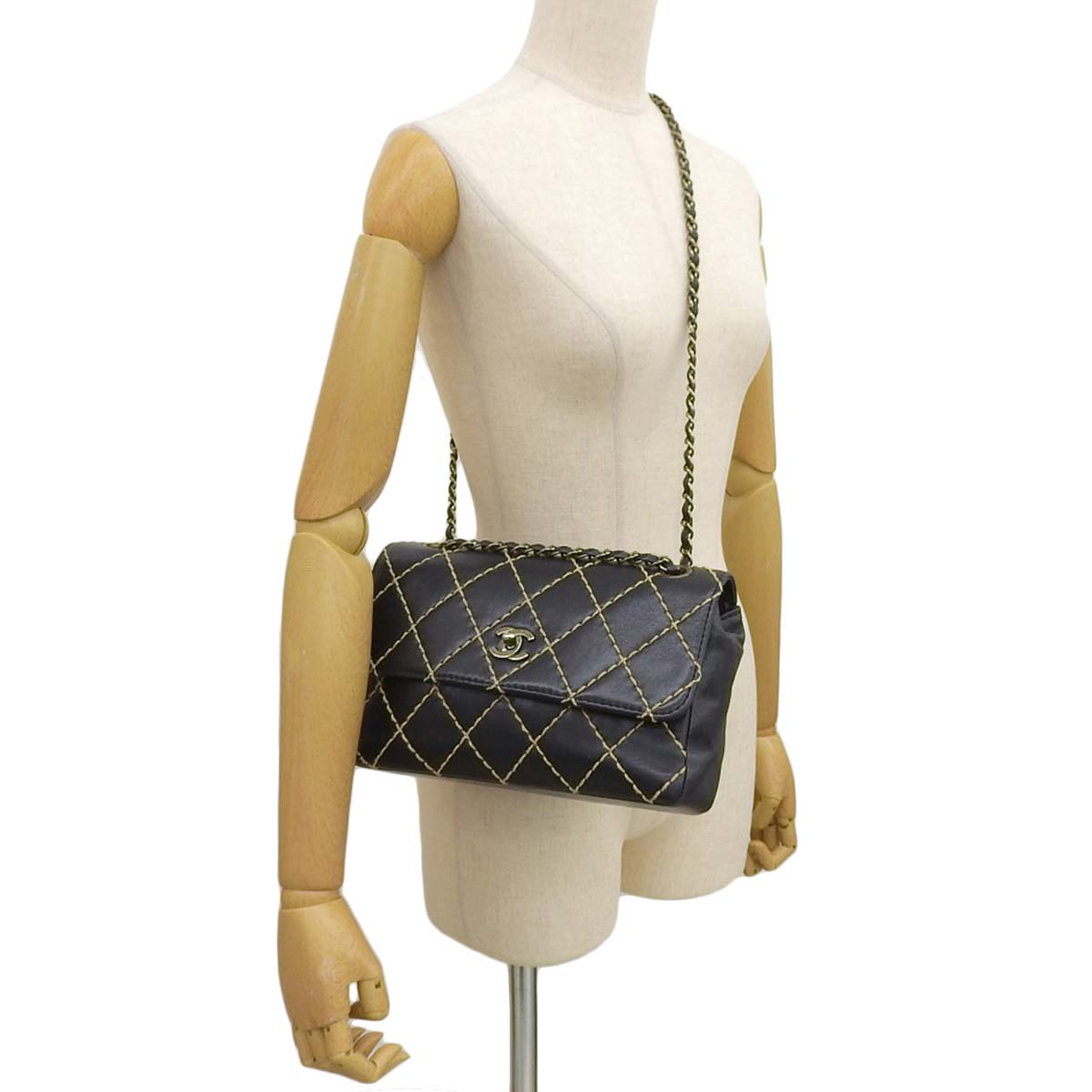 シャネル CHANEL ワイルドステッチ チェーン ショルダーバッグ レザー ブラック レディース 6番 4518