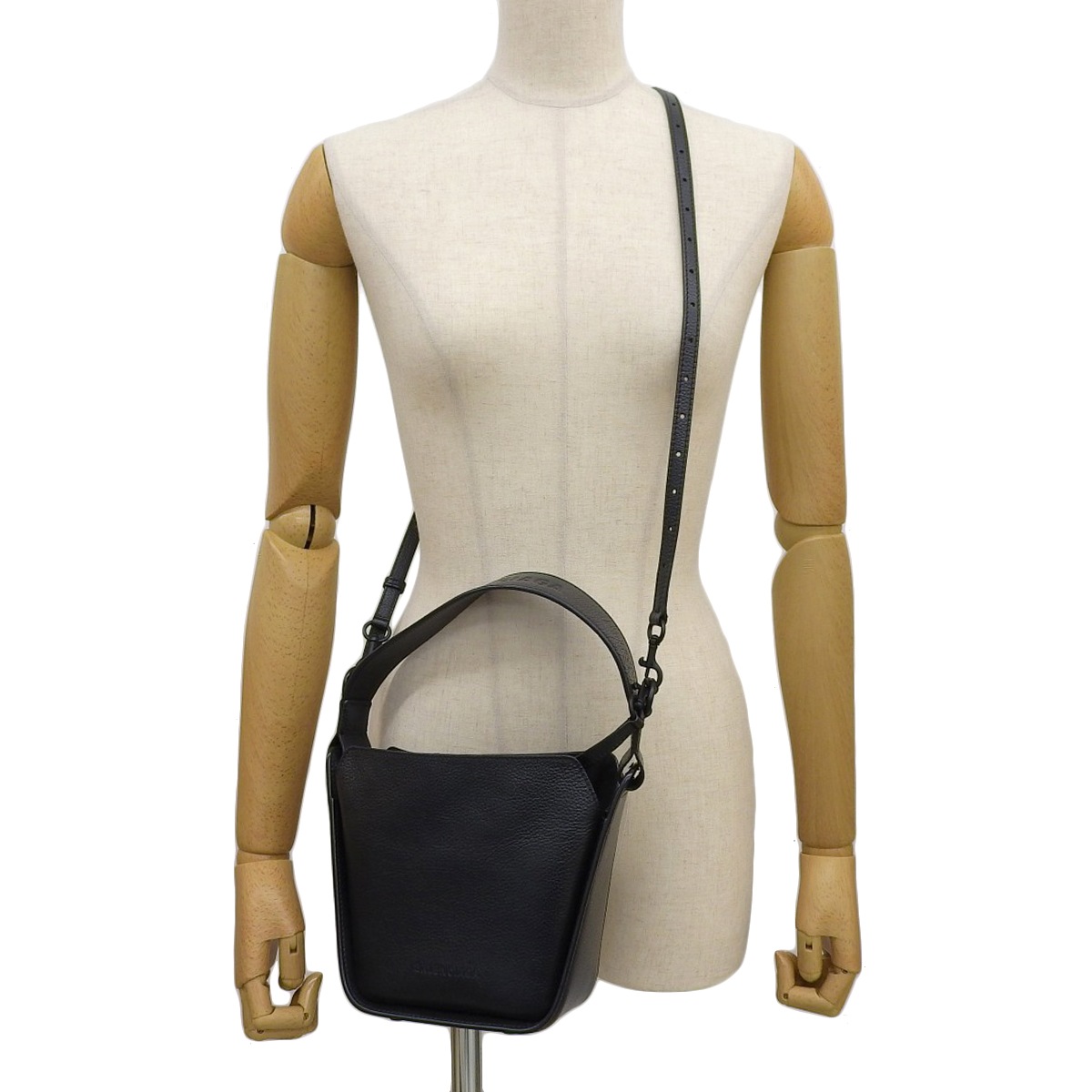 バレンシアガ BALENCIAGA ノースサウス XS 2wayショルダーバック ハンドバッグ ポーチ付き レザー ブラック レディース 4409