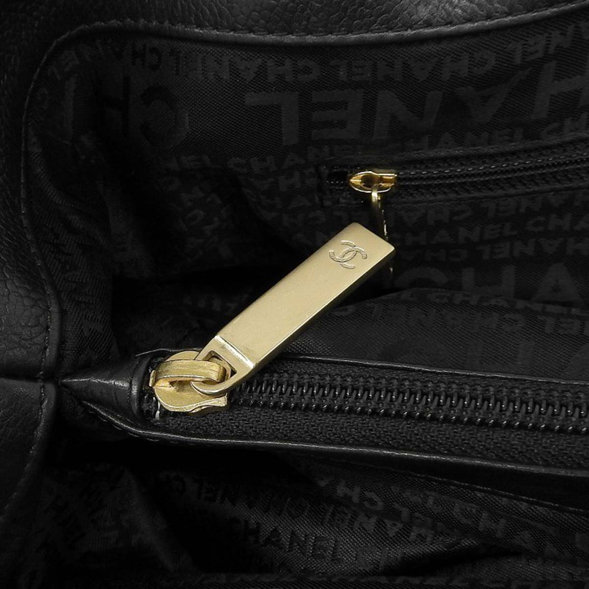 シャネル CHANEL ココマーク ハンドバッグ キャビアスキン ブラック レディース 8番台 4625