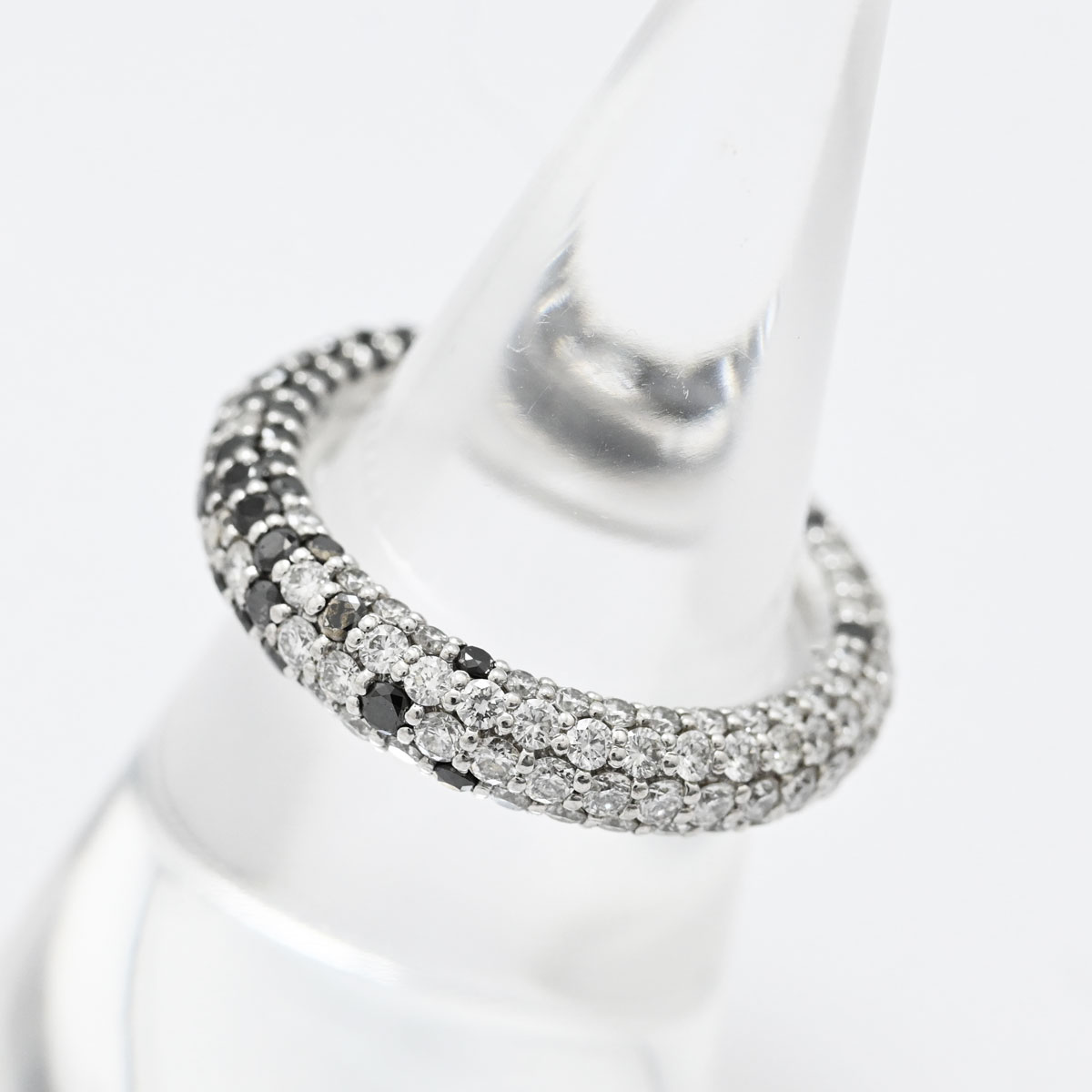 ポンテヴェキオ PONTE VECCHIO K18ＷG エテルノ ラテ エテルノファミリー ダイヤ1.42ct ブラックダイヤ1.68ct リング 11号 3397