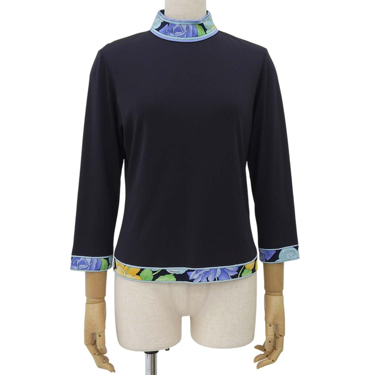 レオナール LEONARD 七分袖 ハイネック カットソー 襟後ろハーフジップ