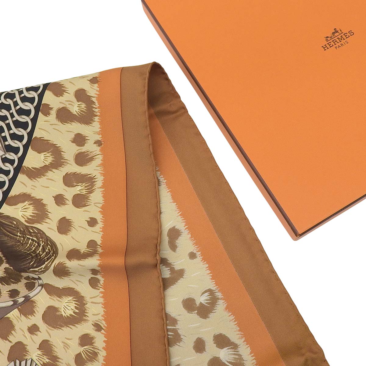 エルメス HERMES カレ90 CASQUES et PLUMETS 面貌のない兜 スカーフ シルク ブラウン×オレンジ レディース 4727