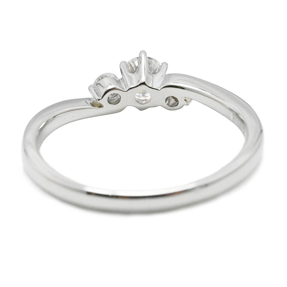 ロイヤルアッシャー ROYAL ASSCHER PT950 プラチナ ダイヤ0.19ct 0.10ct リング 11号 レディース  3686