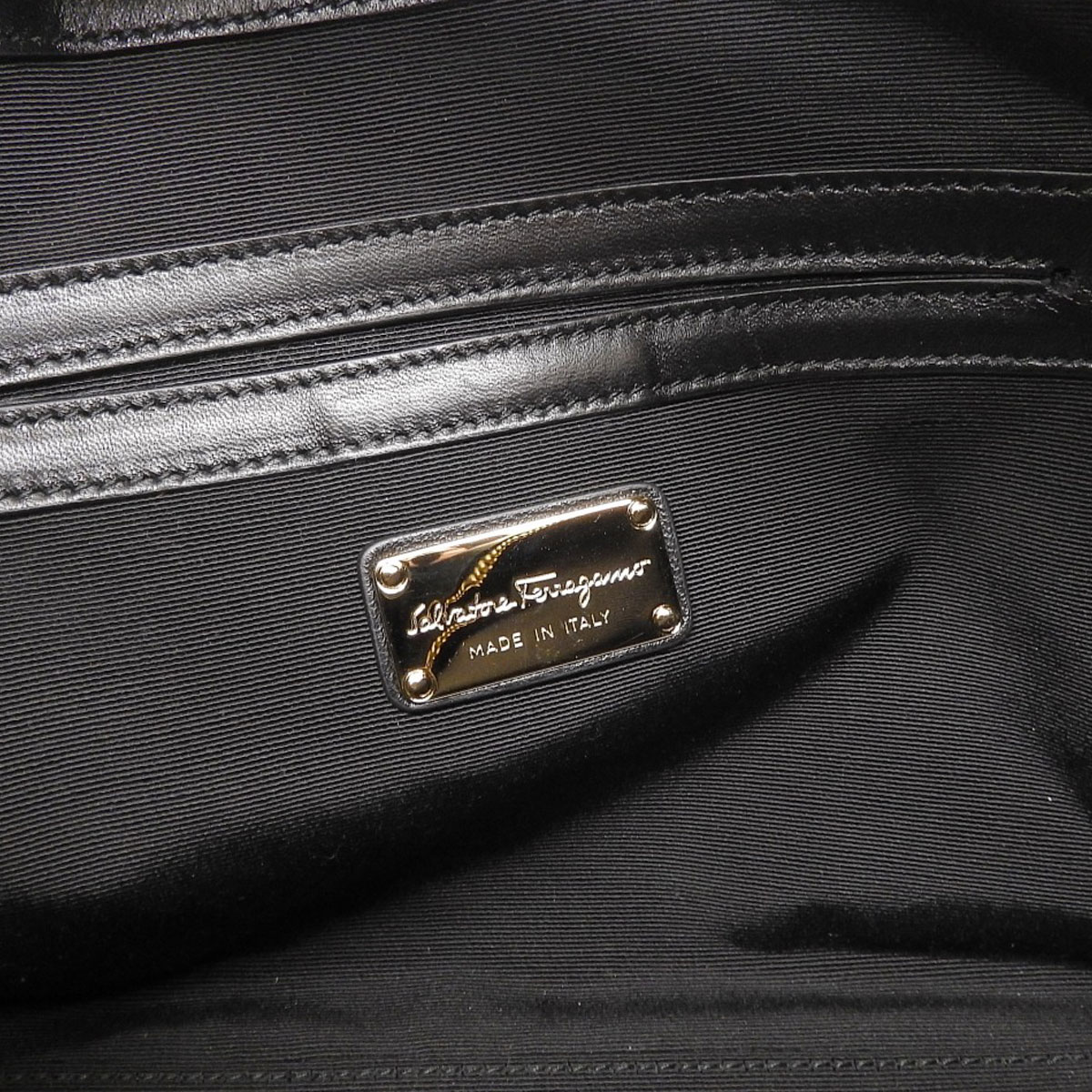 フェラガモ FERRAGAMO 2WAY トートバッグ ショルダーバッグ 型押しレザー ブラック レディース 4036